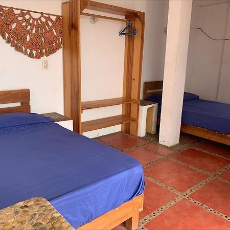 Hostel La Coral Beach House Puerto Escondido  Exterior foto